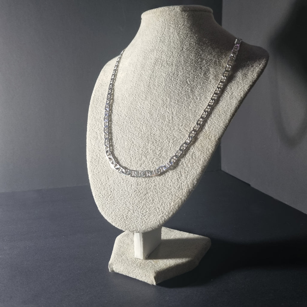 Cadena Gucci de Plata • 68 cm largo • 6 mm ancho