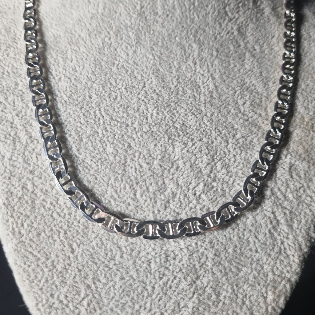 Cadena Gucci de Plata • 68 cm largo • 6 mm ancho