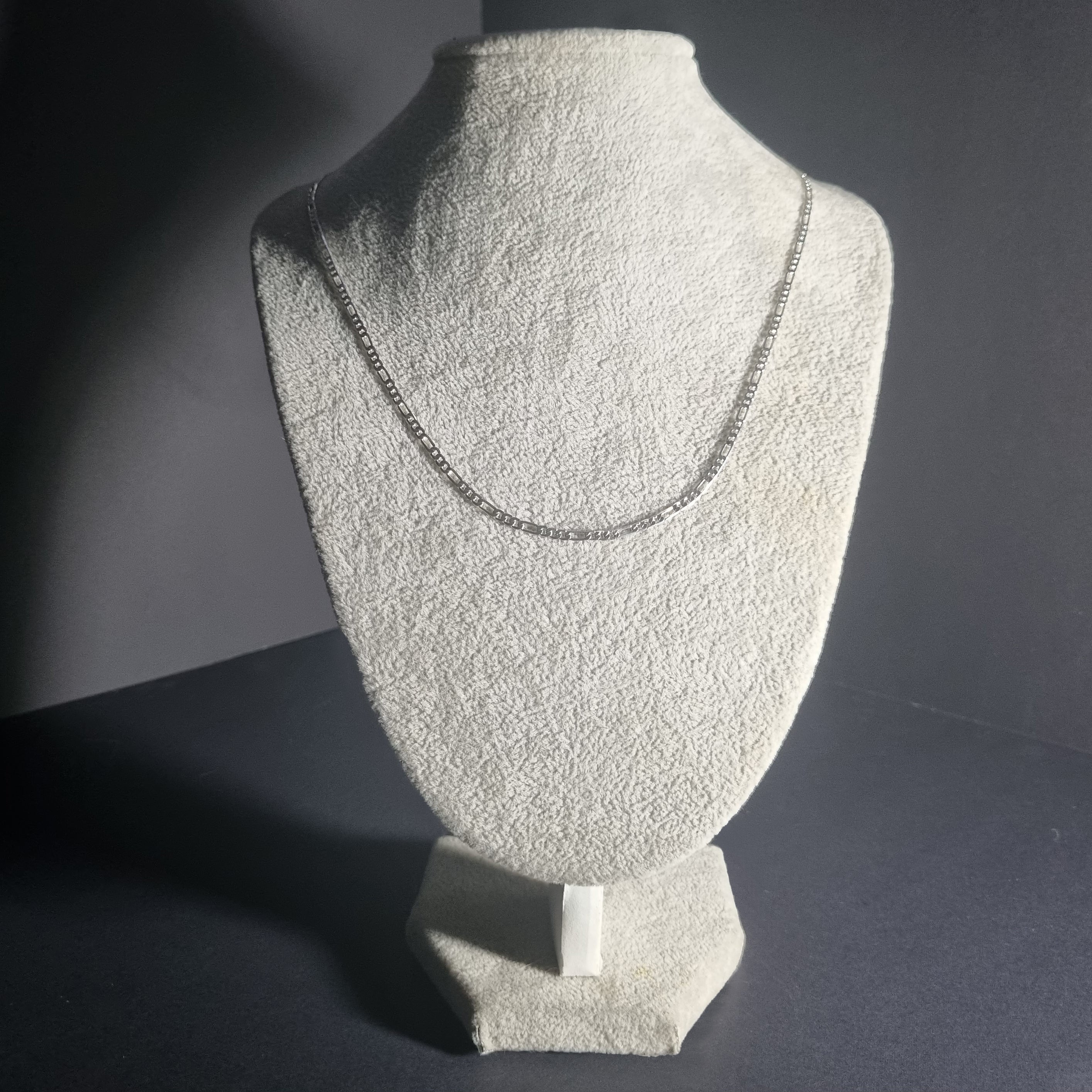 Cadena Cartier de Plata • 56 cm largo • 2,5 mm ancho