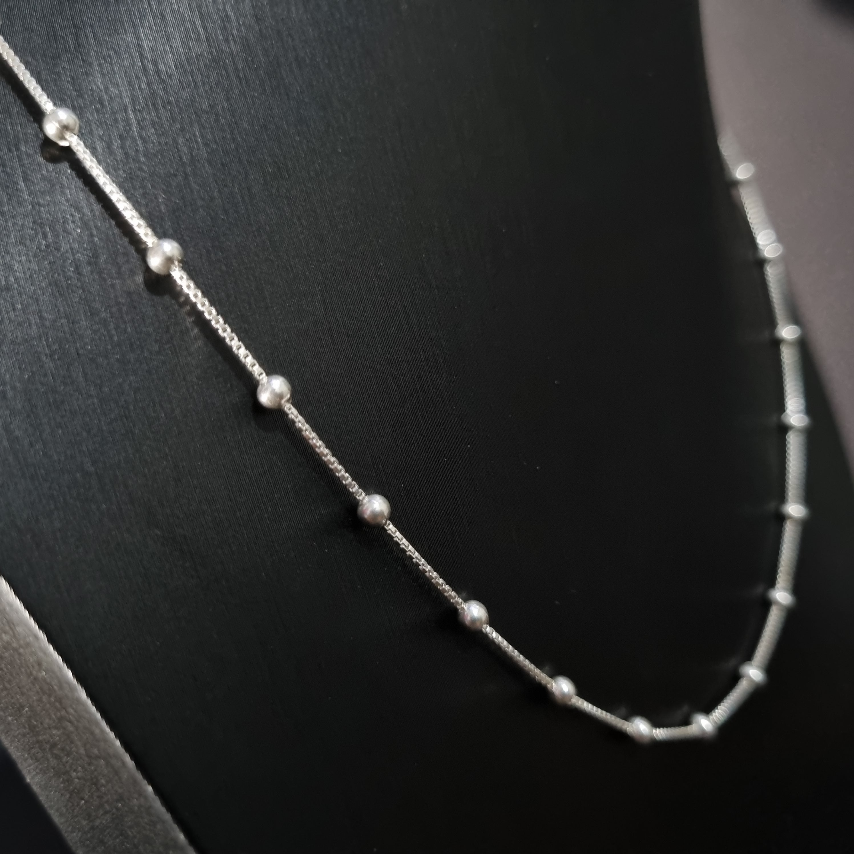 Cadena Veneciana con Perlas de Plata • 45 cm largo • 1 mm ancho