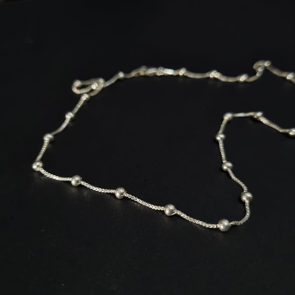 Cadena Veneciana con Perlas de Plata • 45 cm largo • 1 mm ancho