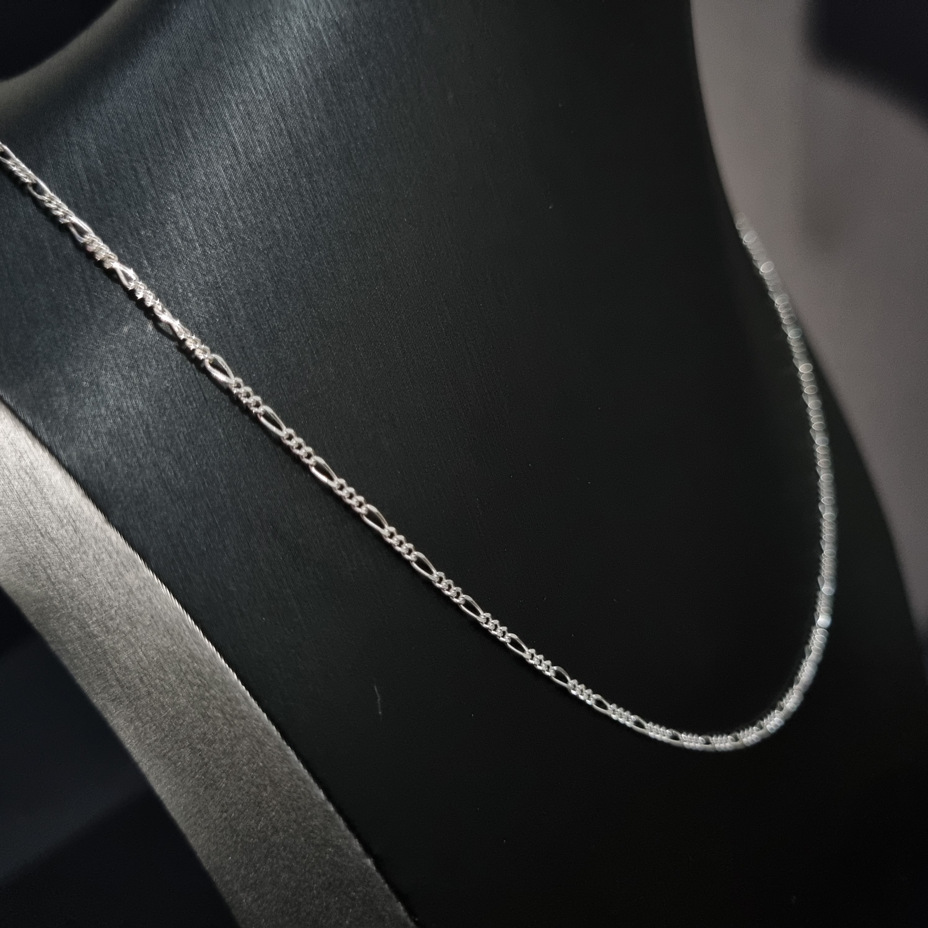 Cadena Cartier de Plata • 60 cm largo • 2 mm ancho