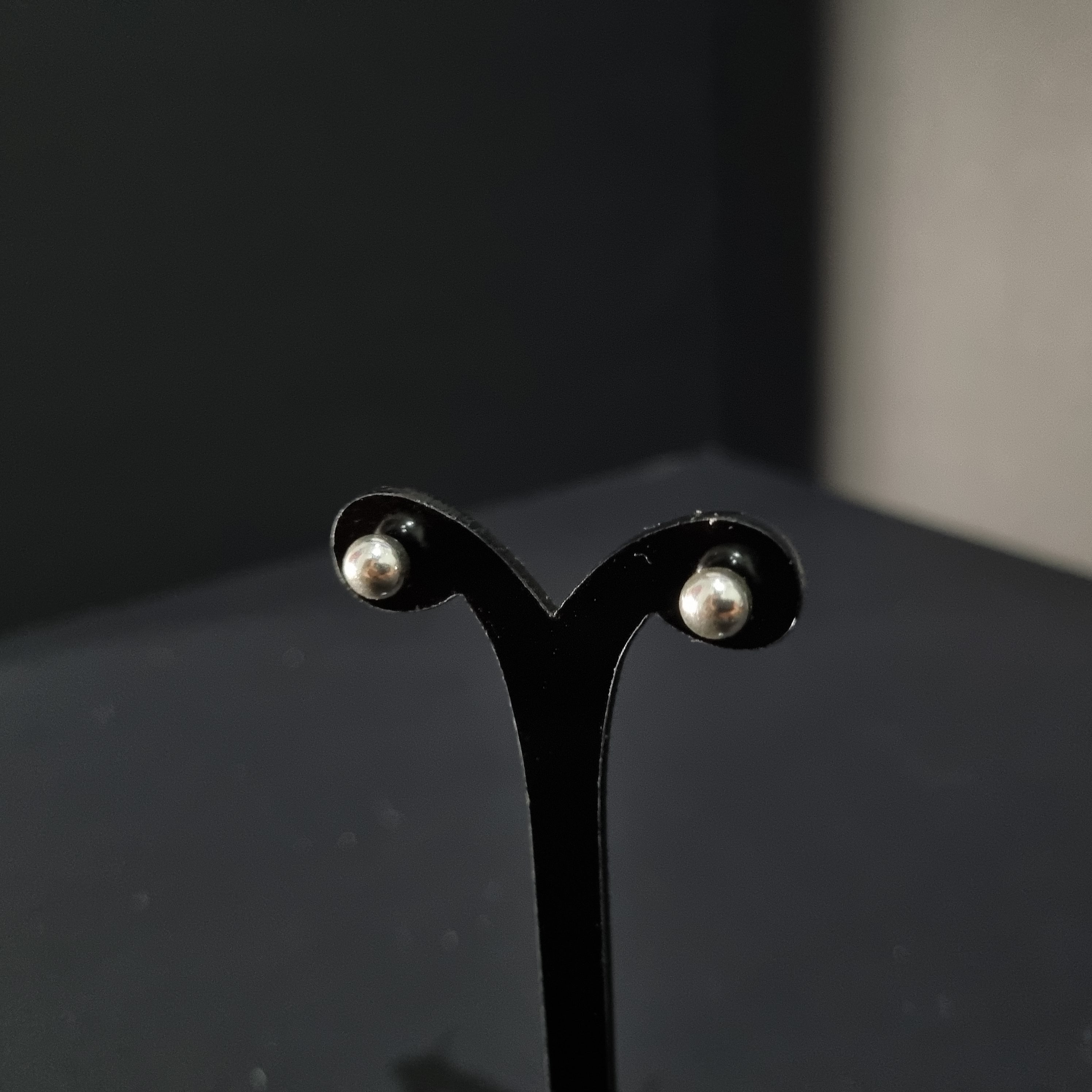 Aros de Perla de Plata • 6 mm largo • 6 mm ancho